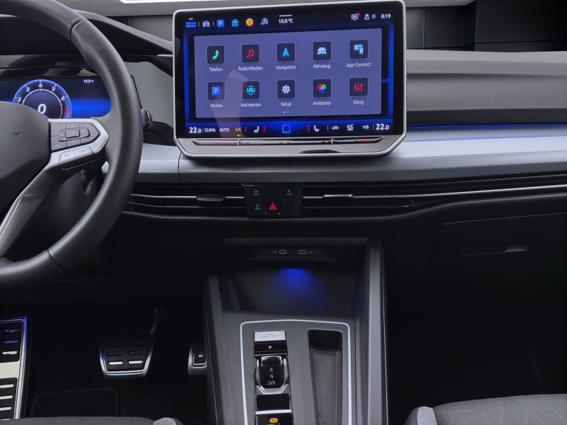 Bild 13: Volkswagen Golf Variant 1.5 eTSI DSG GOAL KLIMA PDC LED SHZG