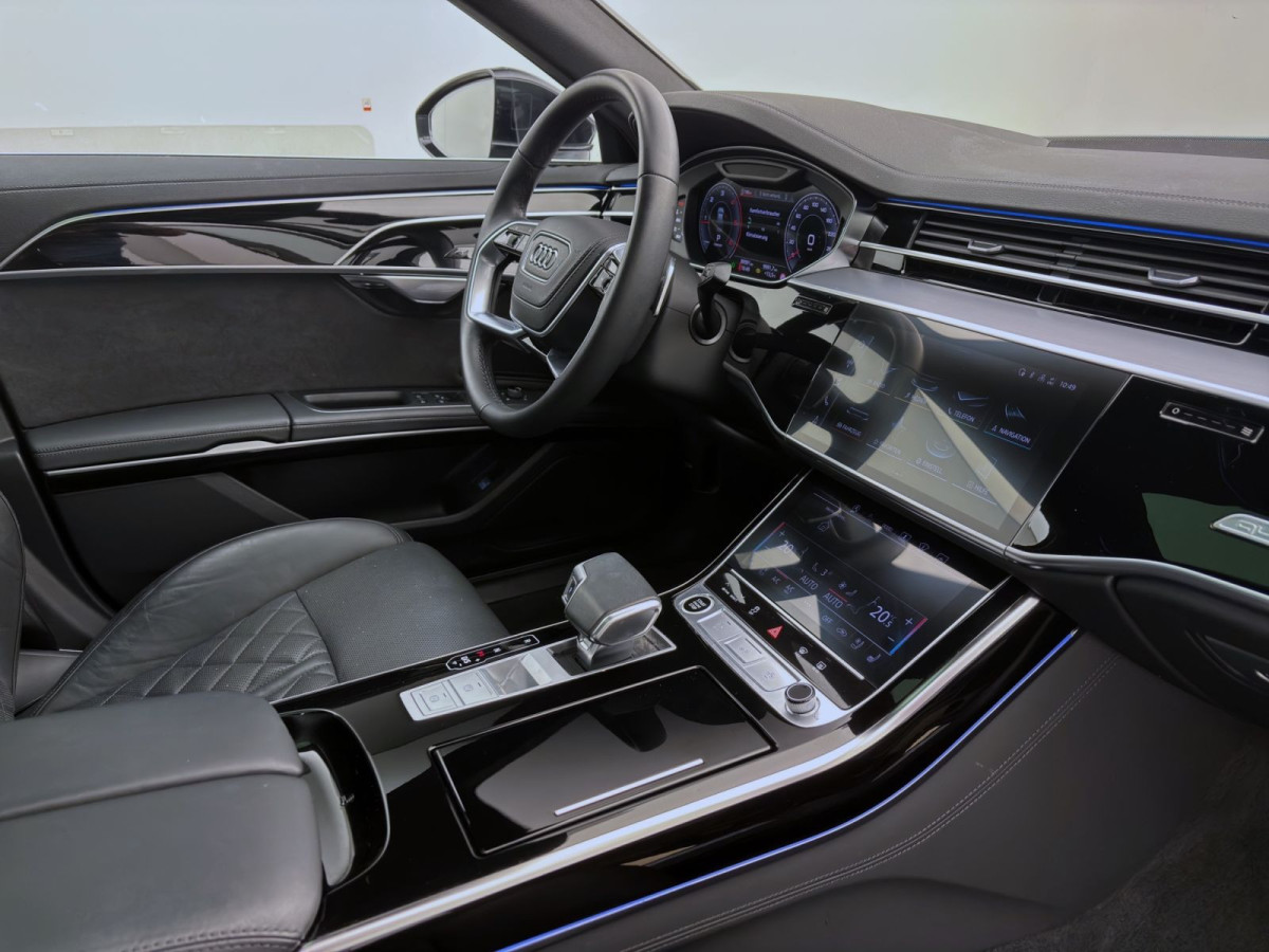 Thumb 16: Audi A8 50 TDI Q S LINE PANO MATRIX NAVI HuD