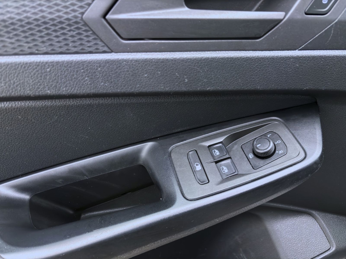 Thumb 9: Volkswagen Caddy Cargo 2.0 TDI PDC Winterpaket Ganzjahresreifen