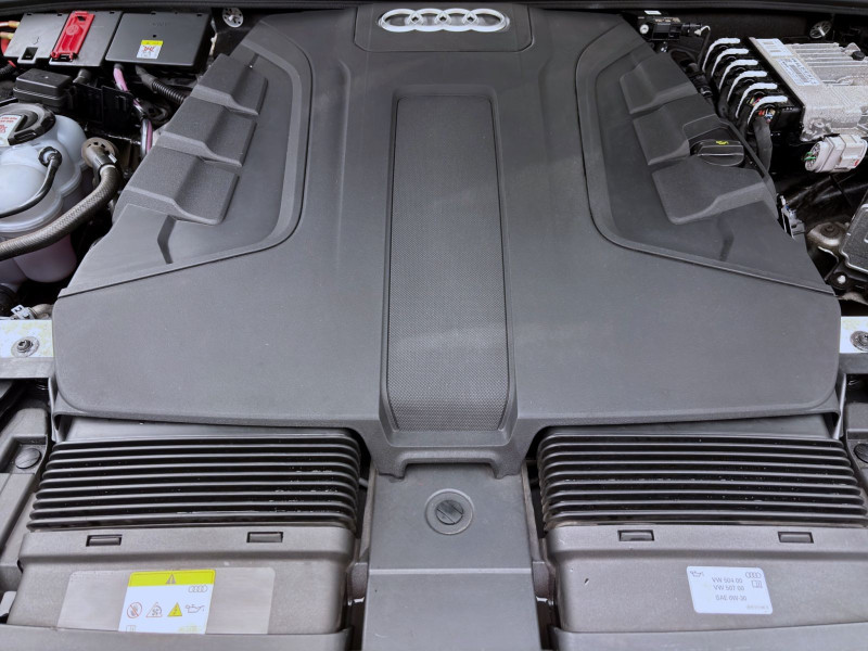 Bild 18: Audi Q8 50 TDI Q S LINE PANO AHK B&O HuD KAMERA