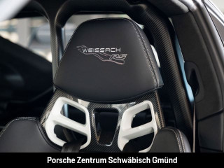 Fahrzeugbild eines Porsche 992 in weiß.