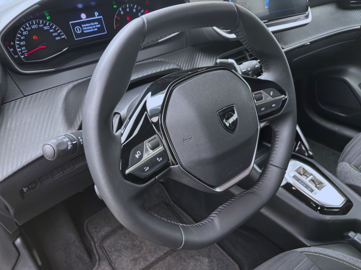Thumb 10: Peugeot 208 1.2 PureTech ACTIVE SITZHZG GRA DAB+ KLIMA