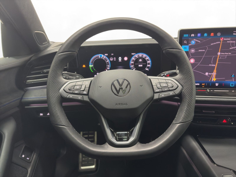 Volkswagen - Passat Variant