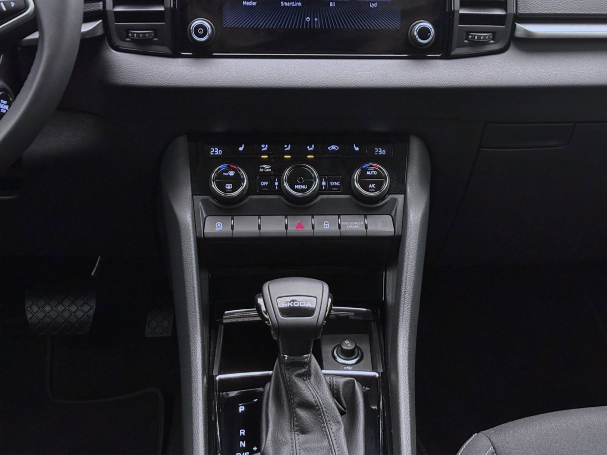 Thumb 13: Škoda Karoq 1.5 TSI DSG SELECTION PDC LED SITZHZG KLIMA