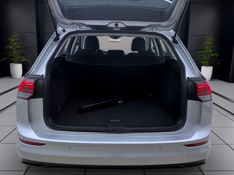 Bild 3: Volkswagen Golf Variant 2.0 TDI LIFE NAVI PDC LED SITZHZG