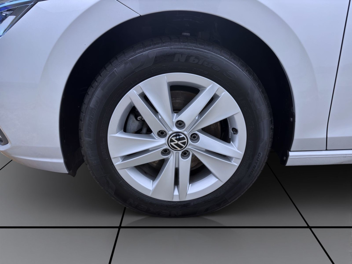 Thumb 7: Volkswagen Golf Variant 2.0 TDI LIFE NAVI PDC LED SITZHZG