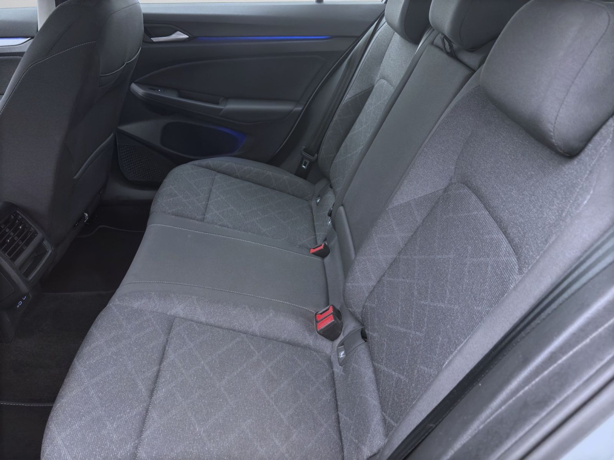 Thumb 14: Volkswagen Golf Variant 2.0 TDI LIFE NAVI PDC LED SITZHZG