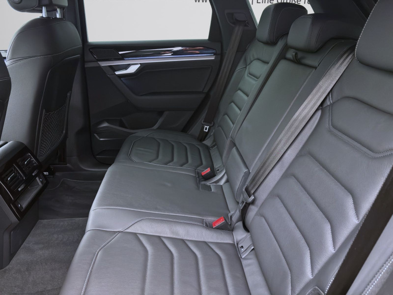 Bild 14: Volkswagen Touareg 3.0 TDI V6 Tiptronic 4M R-LINE STDHZG LUFT NAVI HuD