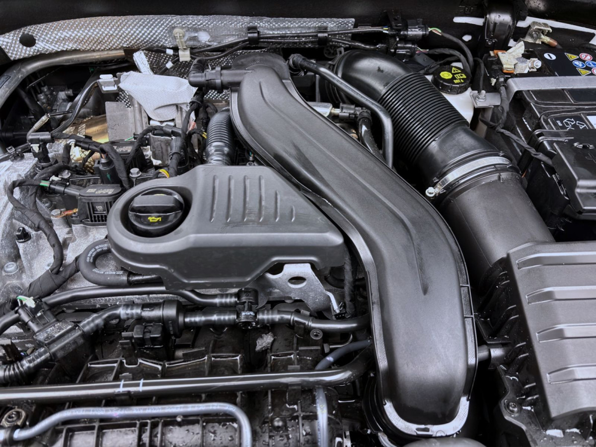 Thumb 17: Cupra Formentor 1.5 eTSI DSG NAVI 360° PDC LED SITZHZG