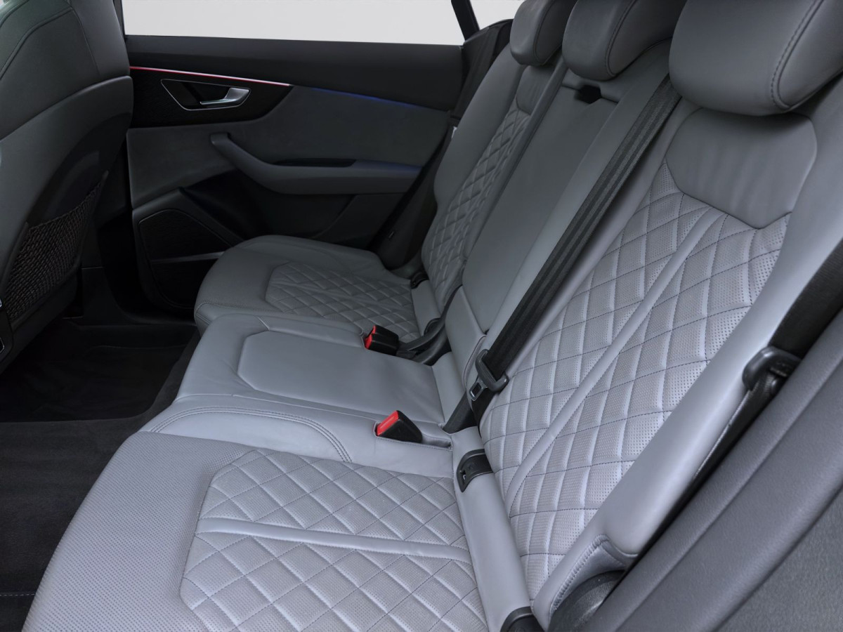 Thumb 14: Audi SQ8 Q ADVANCED STDHZG PANO AHK HD-MATRIX B&O HuD