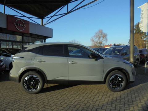 Ansicht 4 - Neuwagen Fahrzeug, Modell Qashqai der Marke Nissan von Verkäufer Autocenter Strehle e.K.