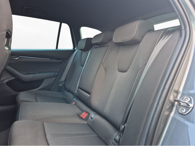 &Scaron;koda - Octavia