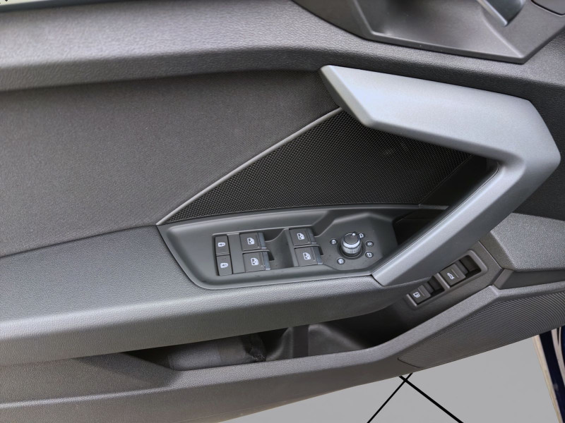 Bild 9: Audi A3 Sportback 40 TFSIe BUSINESS NAVI eKLAPPE AHK KLIMA