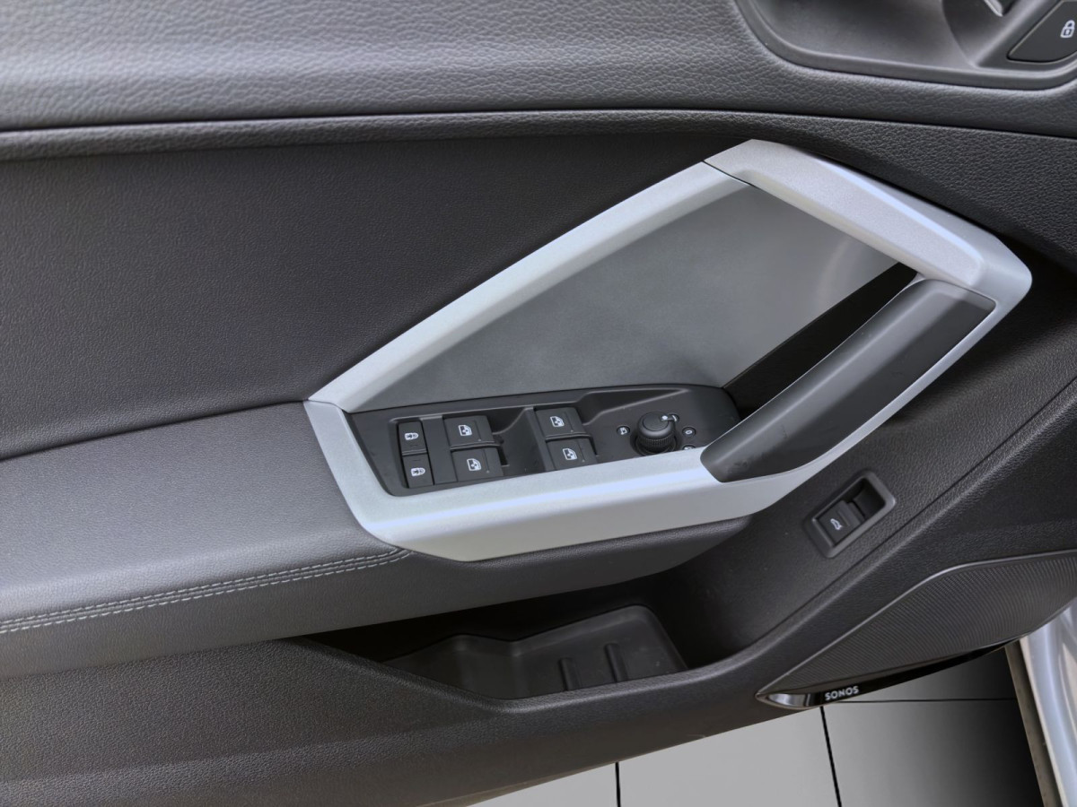 Thumb 9: Audi Q3 35 TFSI ADVANCED NAVI KAMERA 3-Z-K LM19