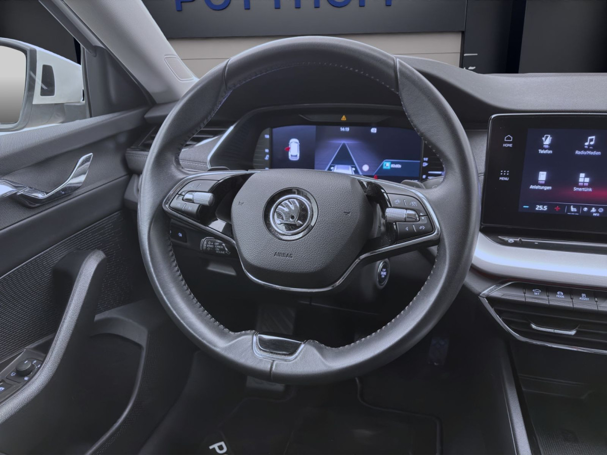 Thumb 10: Škoda Octavia Combi 2.0 TDI DSG STYLE NAVI AHK KLIMA SHZG