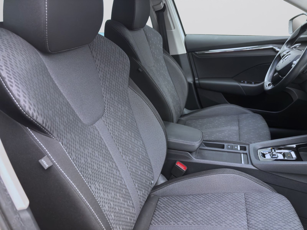 Thumb 15: Škoda Octavia Combi 2.0 TDI DSG STYLE NAVI AHK KLIMA SHZG