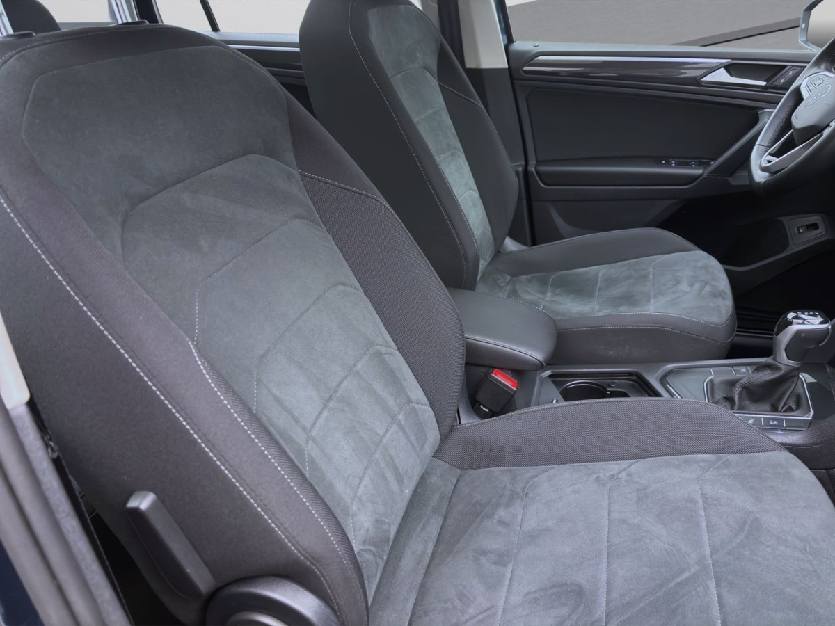 Thumb 15: Volkswagen Tiguan 2.0 TDI DSG ELEGANCE STDGZG PANO AHK MATRIX