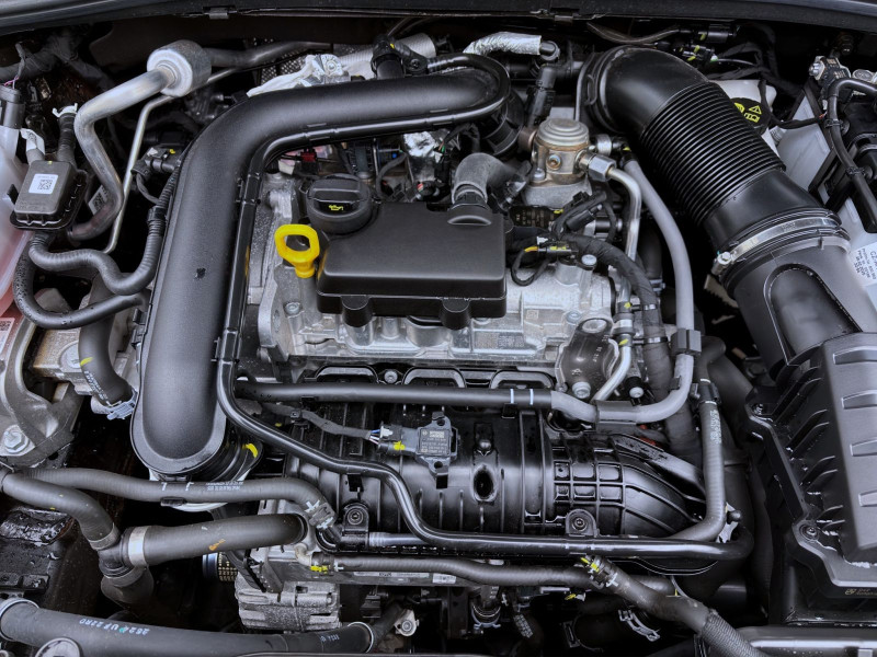 Bild 17: Škoda Fabia 1.0 TSI ESSENCE PDC LED KLIMA BLUETOOTH