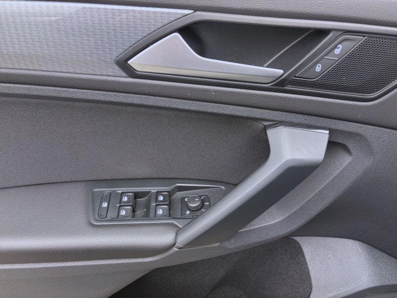Bild 9: Volkswagen Tiguan 2.0 TDI DSG 4M LIFE AHK NAVI KAMERA ACC
