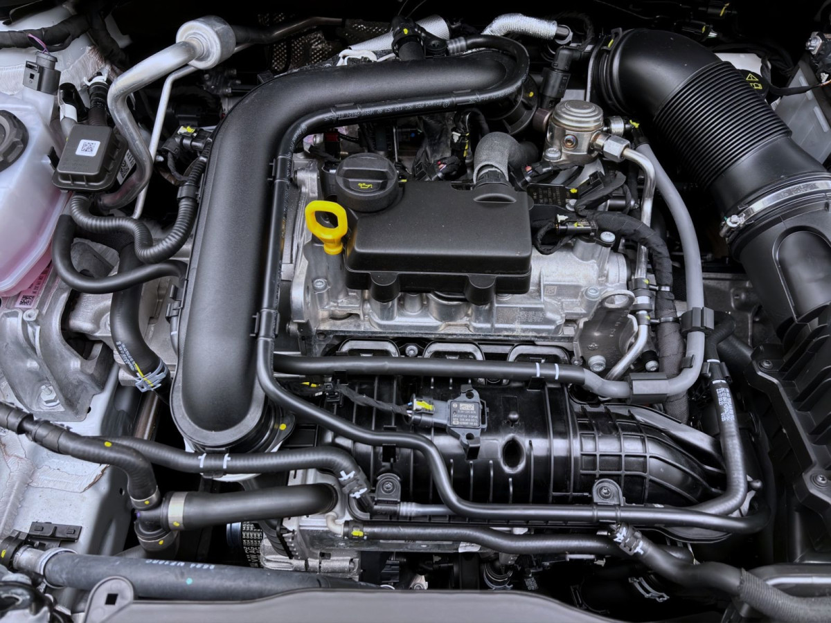 Thumb 17: Škoda Fabia 1.0 TSI DSG TOUR KLIMA PDC LED SHZG