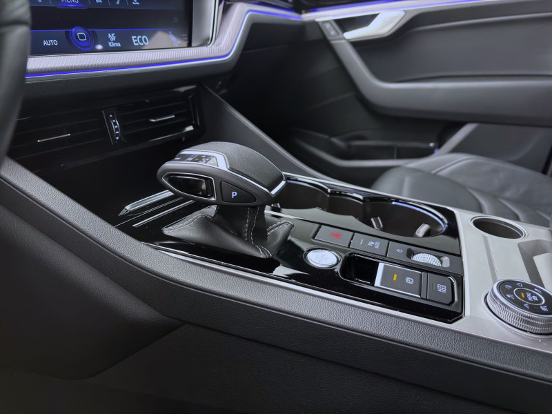 Bild 13: Volkswagen Touareg 3.0 TDI 4M R-LINE NAVI KAMERA SITZHZG ACC