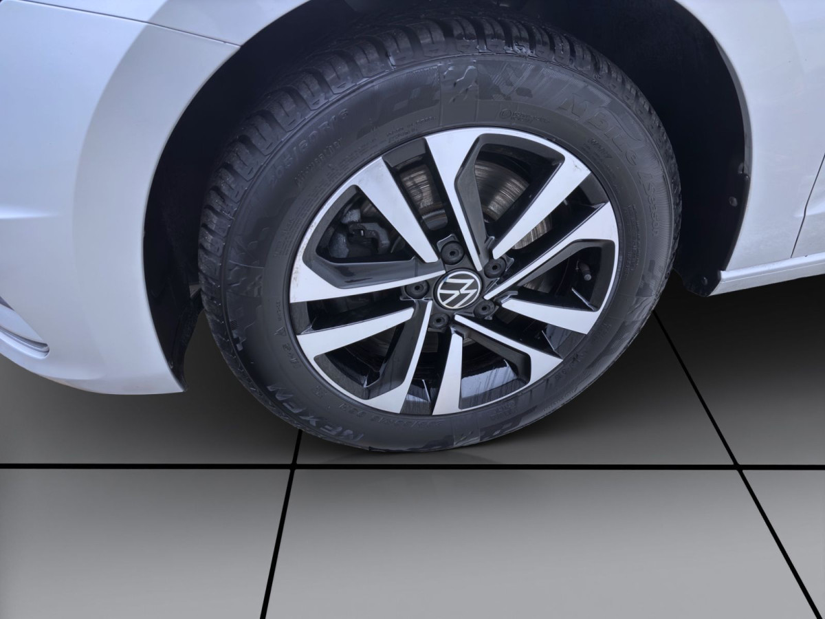 Thumb 7: Volkswagen Touran 1.5 TSI DSG UNITED NAVI SITZHZG PDC ACC