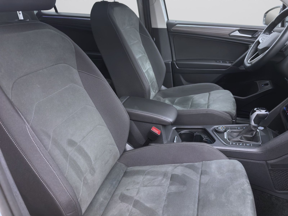 Thumb 15: Volkswagen Tiguan Allspace 2.0 TDI DSG 4M ELEGANCE PANO AHK STDHZG IQ.LIGHT