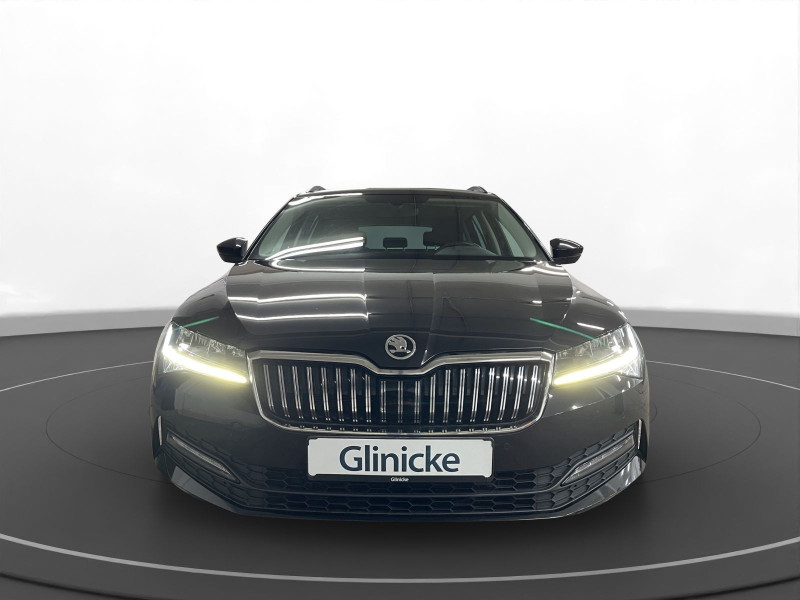 &Scaron;koda - Superb