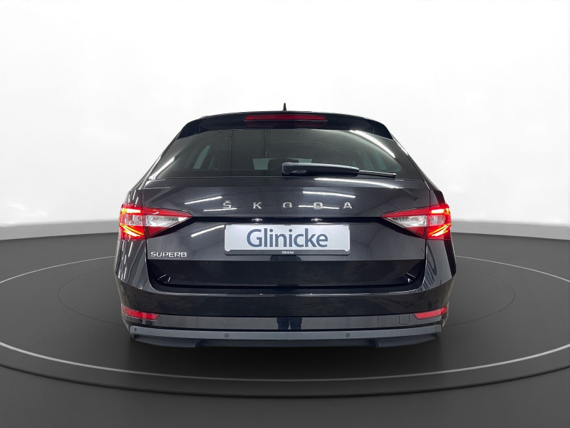 &Scaron;koda - Superb