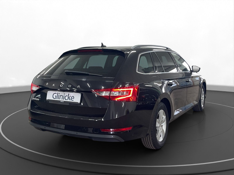 &Scaron;koda - Superb