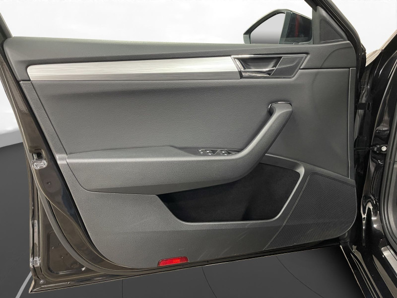 &Scaron;koda - Superb