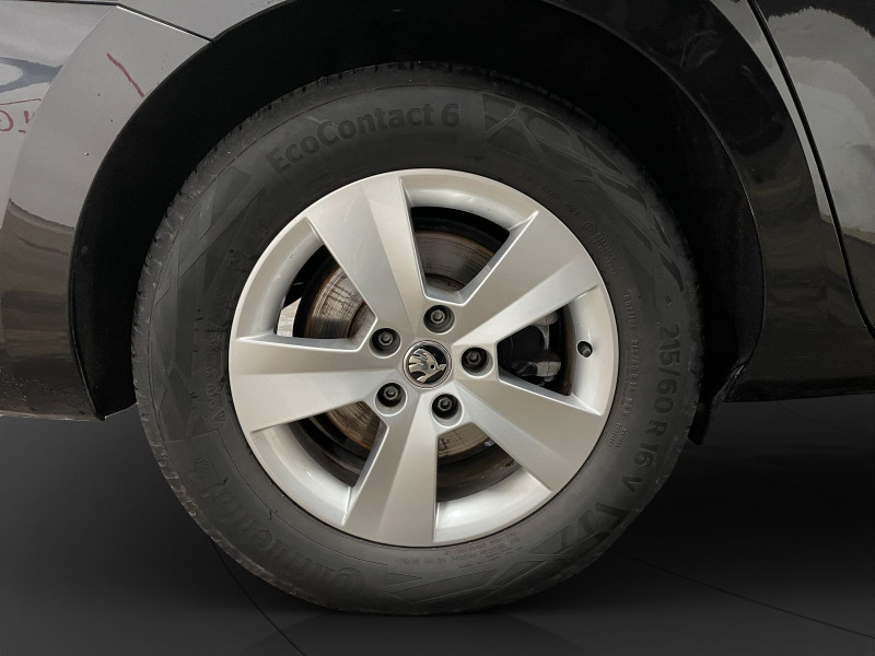 &Scaron;koda - Superb