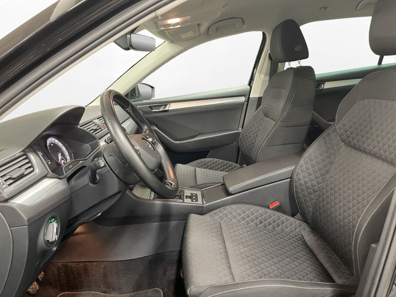 &Scaron;koda - Superb