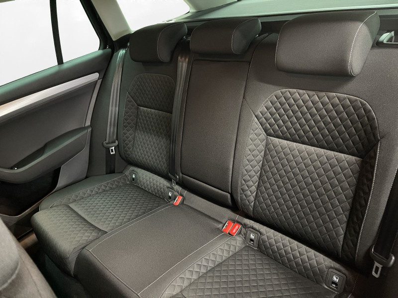 &Scaron;koda - Superb