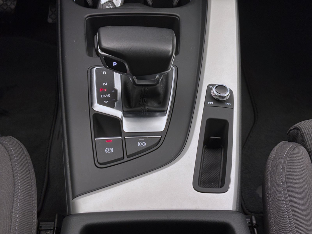 Thumb 13: Audi A4 Avant 40 g-tron ADVANCED AHK NAVI KAMERA SITZHZG