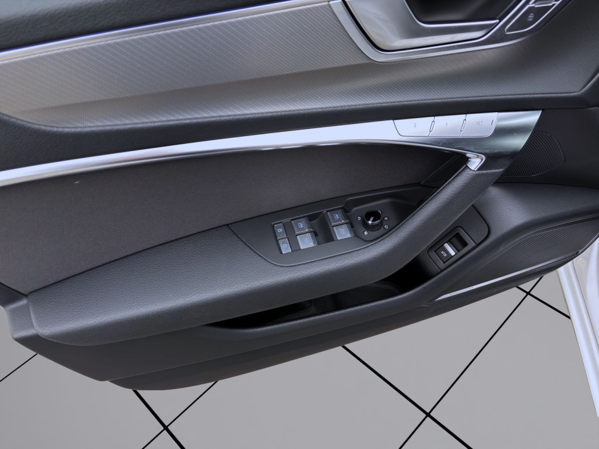 Thumb 9: Audi A6 Avant 40 TDI SPORT PANO AHK NAVI B&O HuD