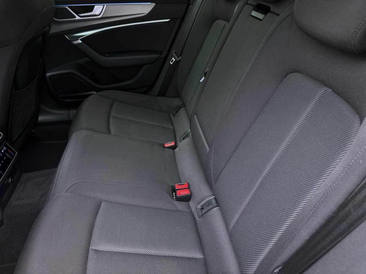 Thumb 14: Audi A6 Avant 40 TDI SPORT PANO AHK NAVI B&O HuD