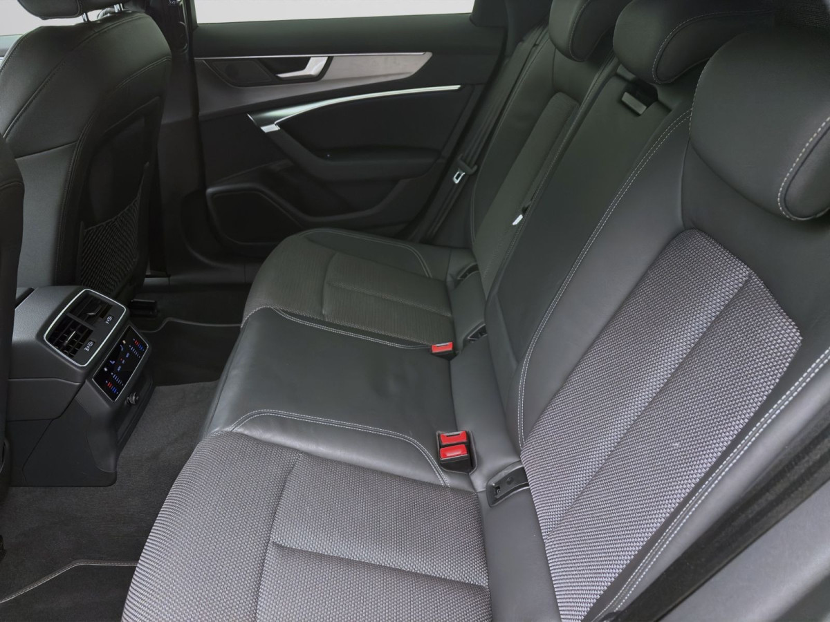 Thumb 14: Audi A6 Avant 55 TFSIe Q SPORT MATRIX NAVI HuD KAMERA