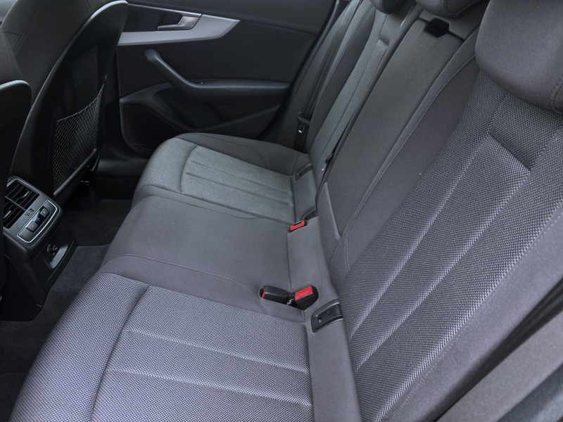 Bild 14: Audi A4 Avant 40 TFSI Q MATRIX NAVI KAMERA SITZHZG