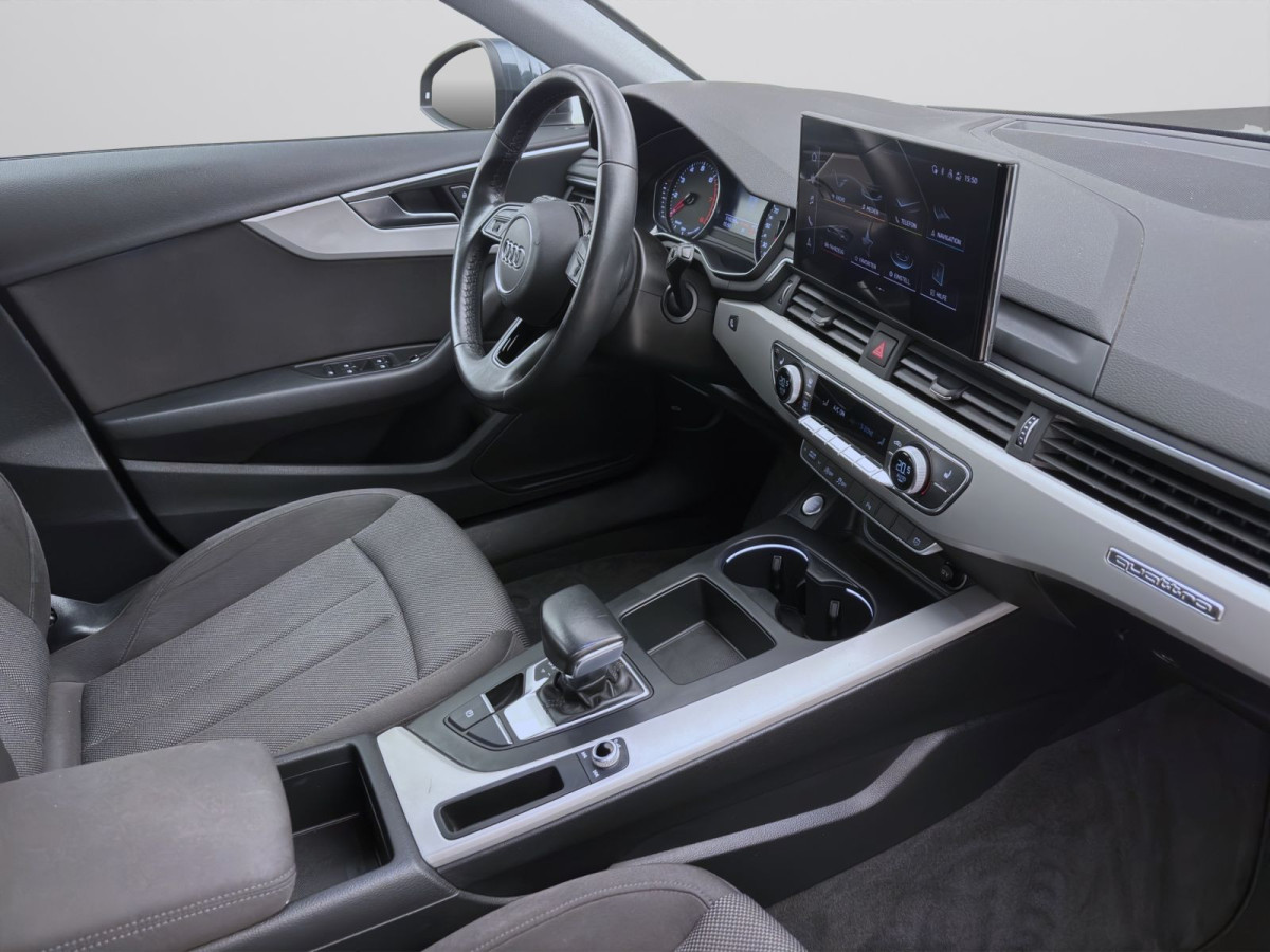 Thumb 16: Audi A4 Avant 40 TFSI Q MATRIX NAVI KAMERA SITZHZG