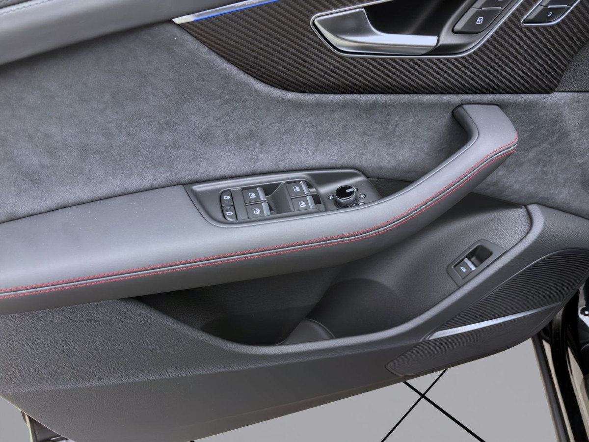 Thumb 9: Audi Q7 SUV TDI Q S LINE BUSINESS AHK B&O PANO MASSAGE HUD WR20