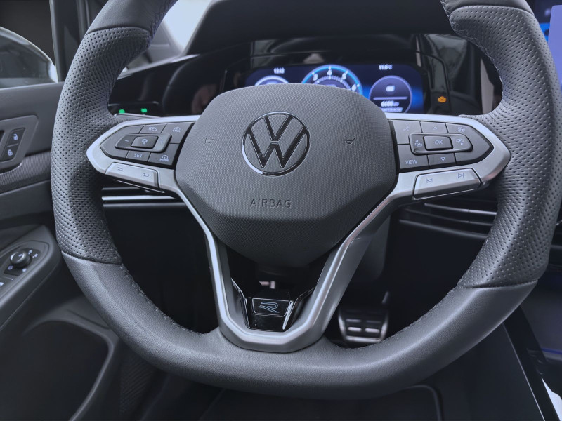Bild 11: Volkswagen Golf 1.5 eTSI DSG R-LINE NAVI ACC HuD KAMERA