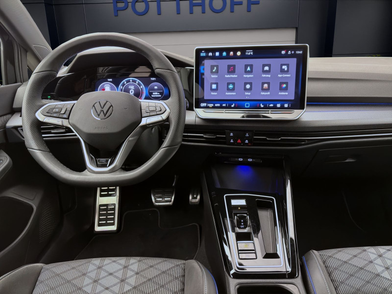 Bild 12: Volkswagen Golf 1.5 eTSI DSG R-LINE NAVI ACC HuD KAMERA