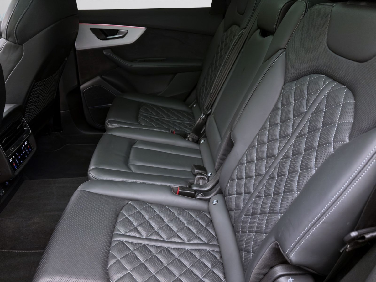 Thumb 14: Audi SQ7 Q PANO STDHZG MATRIX NAVI+ AHK LM20