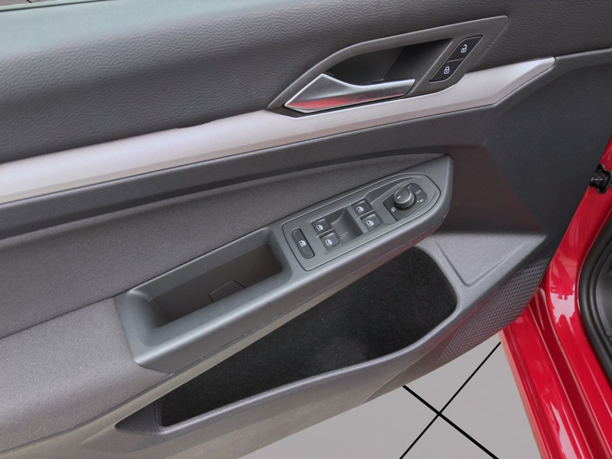 Thumb 9: Volkswagen Golf 1.0 TSI SITZHEIZUNG KLIMA LED DAB+