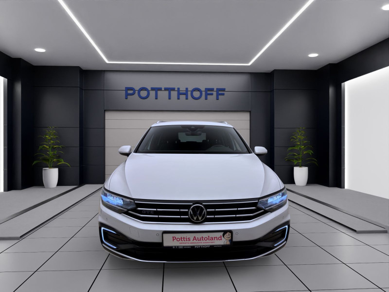 Bild 6: Volkswagen Passat Variant 1.4 TSI eHybrid DSG GTE STDHZG AHK NAVI ACC