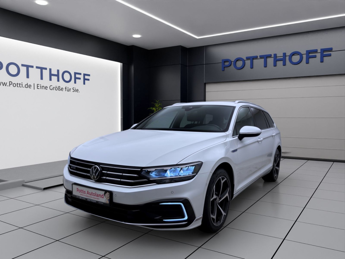 Thumb 0: Volkswagen Passat Variant 1.4 TSI eHybrid DSG GTE STDHZG AHK NAVI ACC