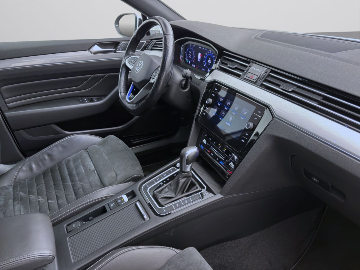 Thumb 16: Volkswagen Passat Variant 1.4 TSI eHybrid DSG GTE STDHZG AHK NAVI ACC
