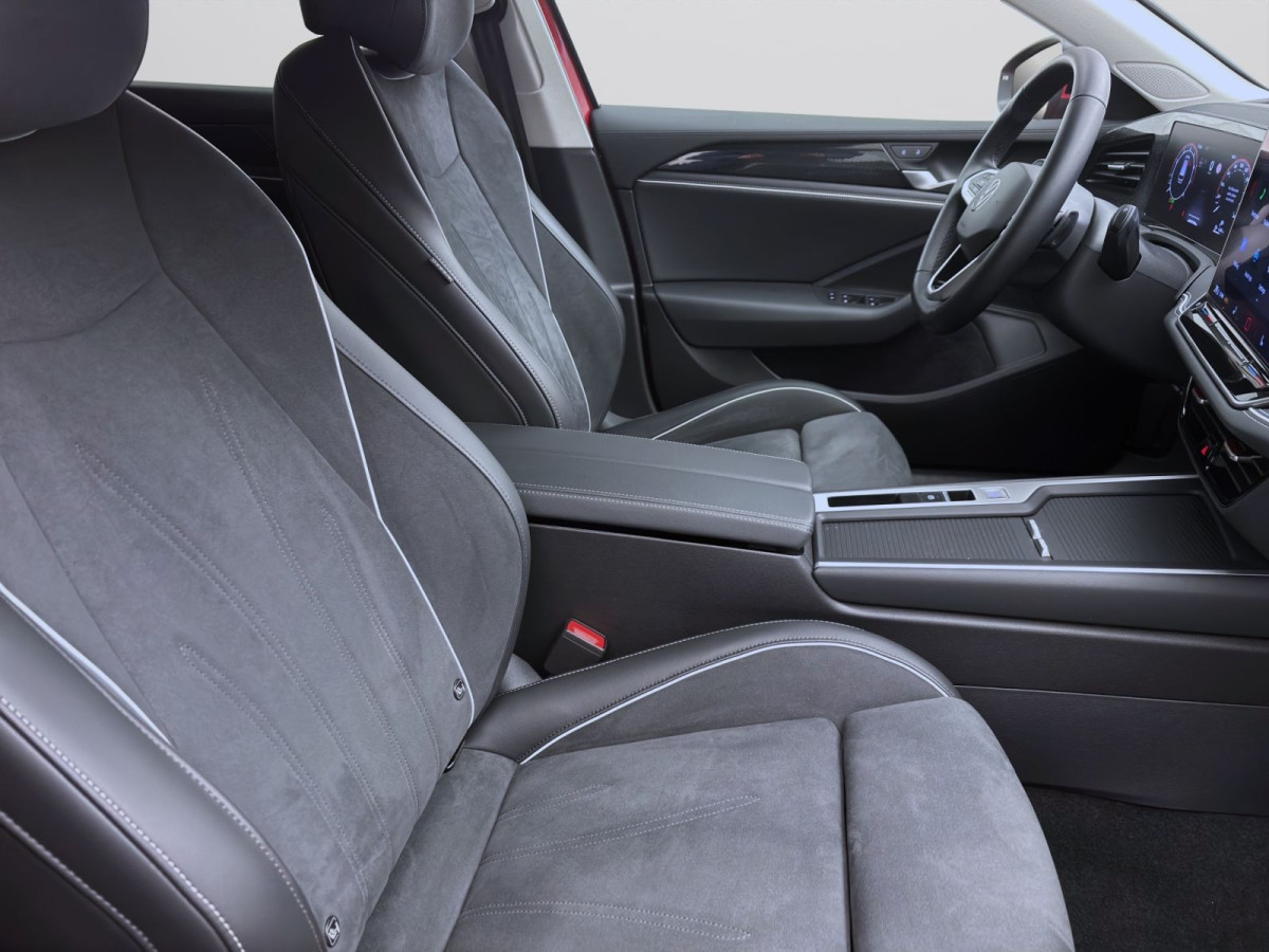 Thumb 15: Volkswagen Passat Variant 1.5 eTSI DSG BUSINESS AHK NAVI KAMERA