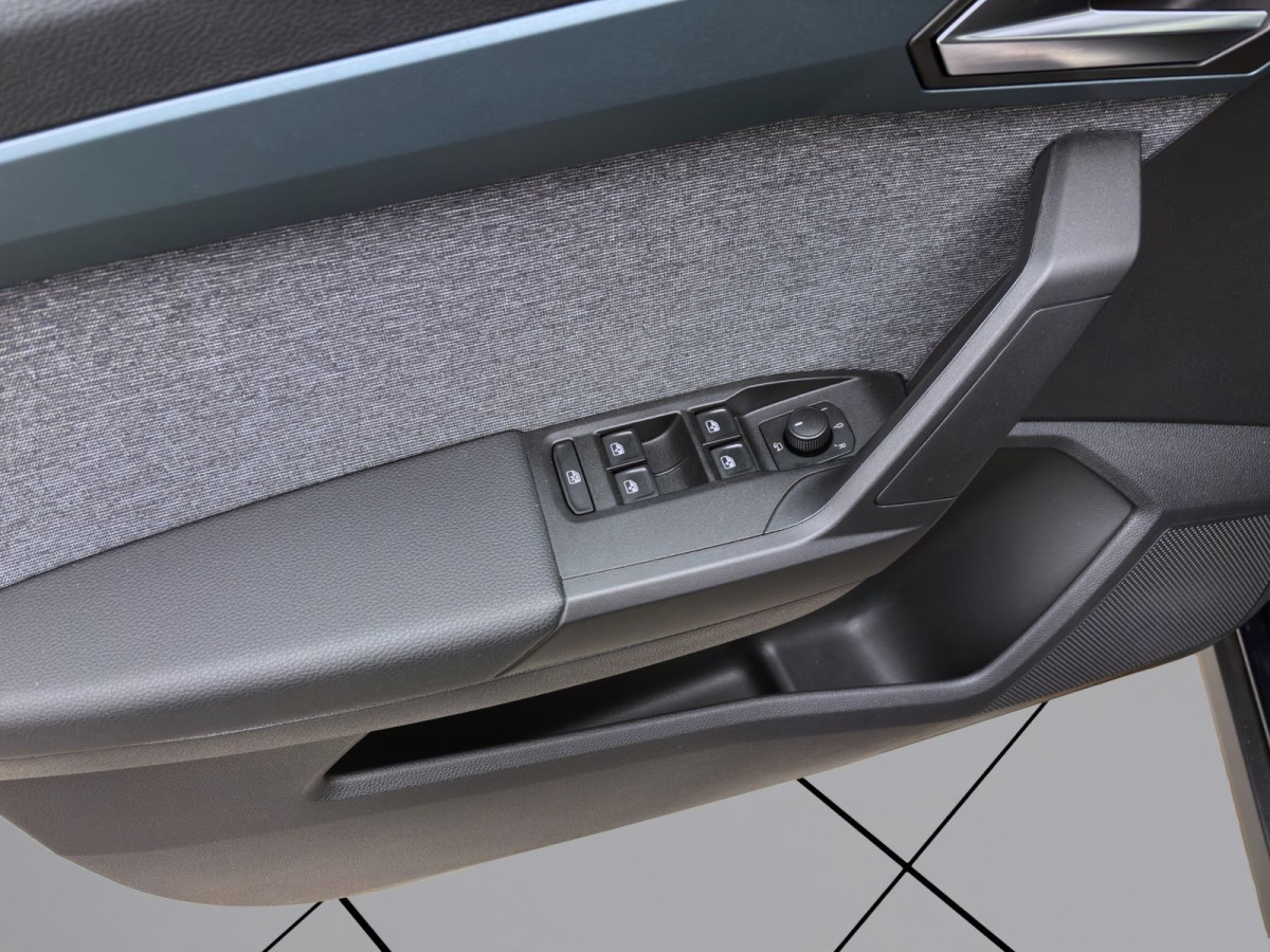 Thumb 9: Seat Arona 1.0 TSI XPERIENCE NAVI PDC SITZHZG KLIMA